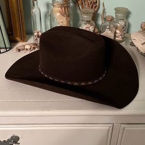 Justin XX felt cowboy hat 7 1/8